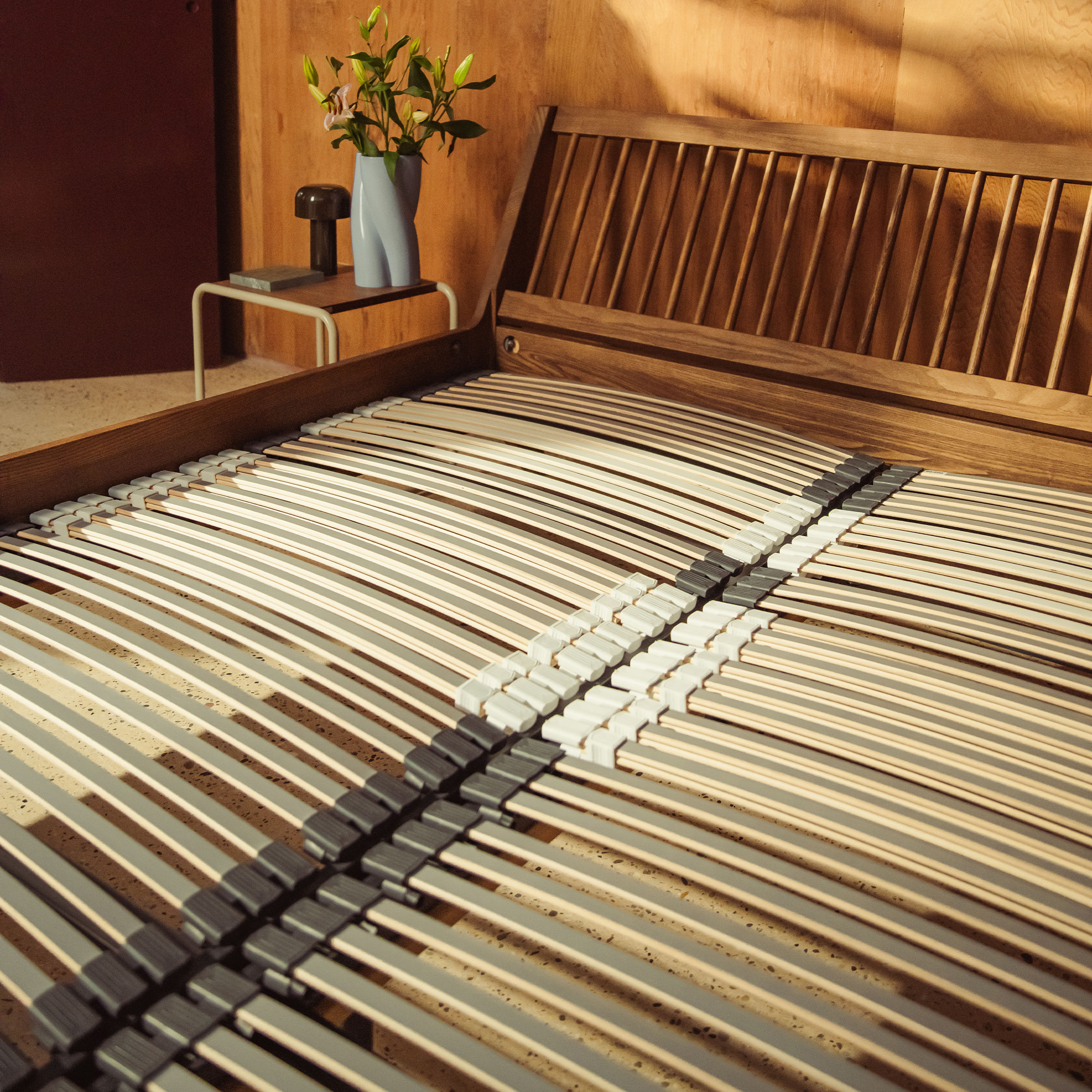 Detailfoto van het Tuur® bedframe met de lattenbodem